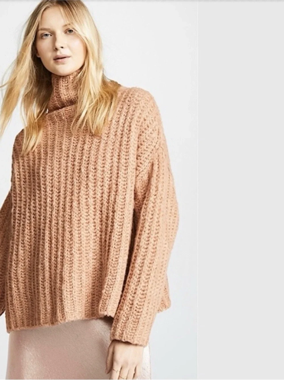 Oversized Chunky Turtleneck Sweater